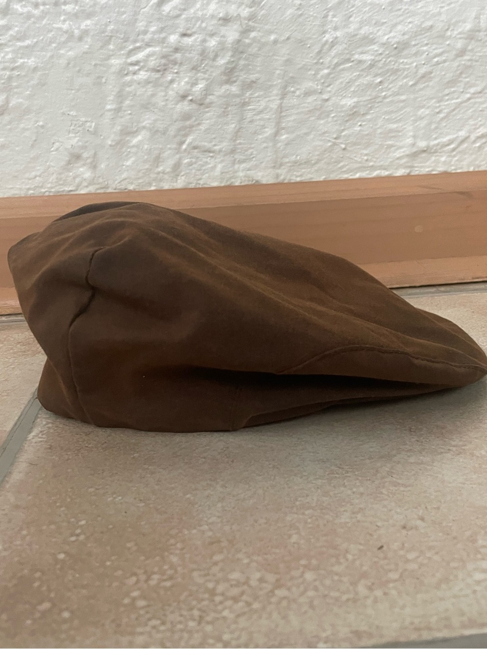 Outback Trading Co Lined Outdoor Light Brown Leather Ascot Cap